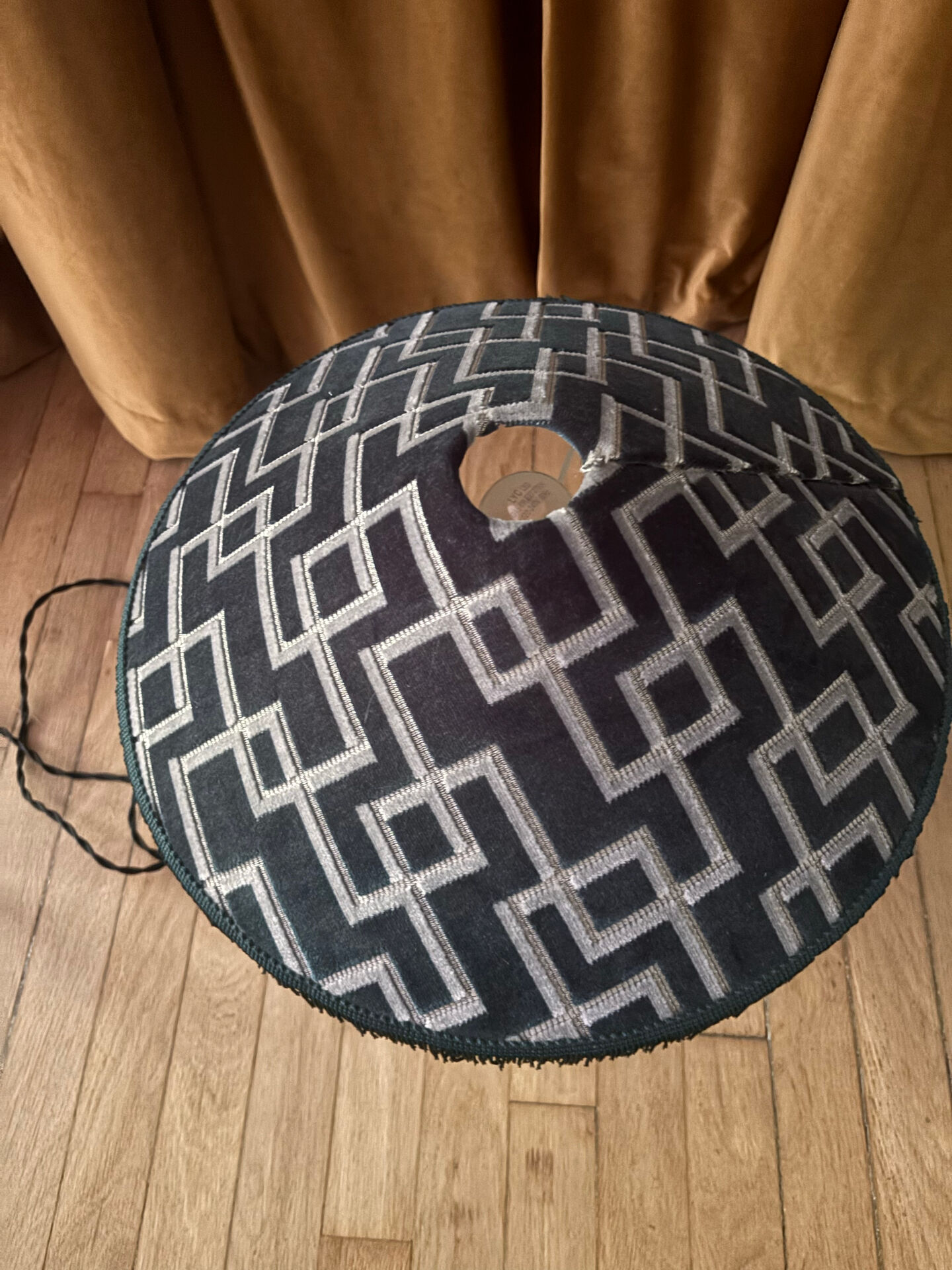 Bedside lamp