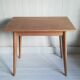 Table style scandinave bois brut