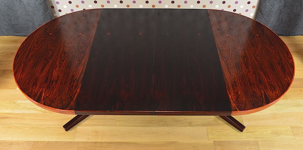 Scandinavian round table by John Mortensen vintage 1960 rio rosewood