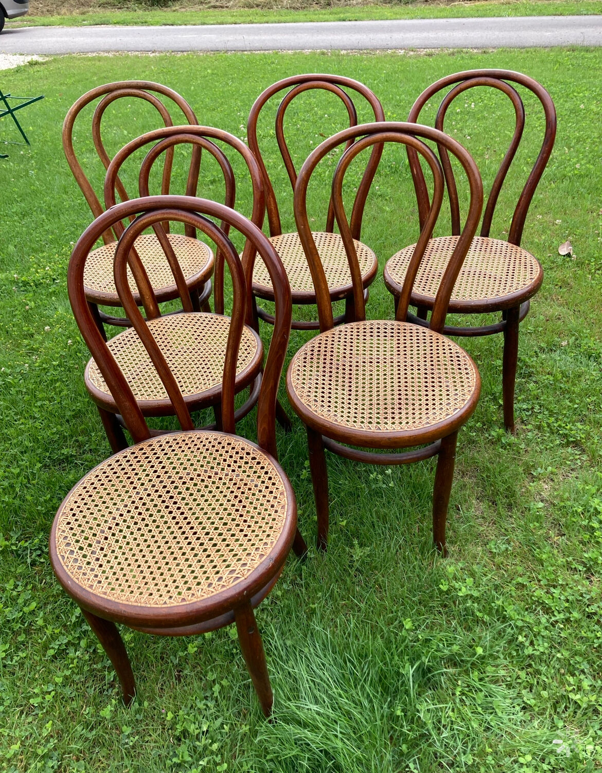 Suite of 6 bistro chairs Thonet