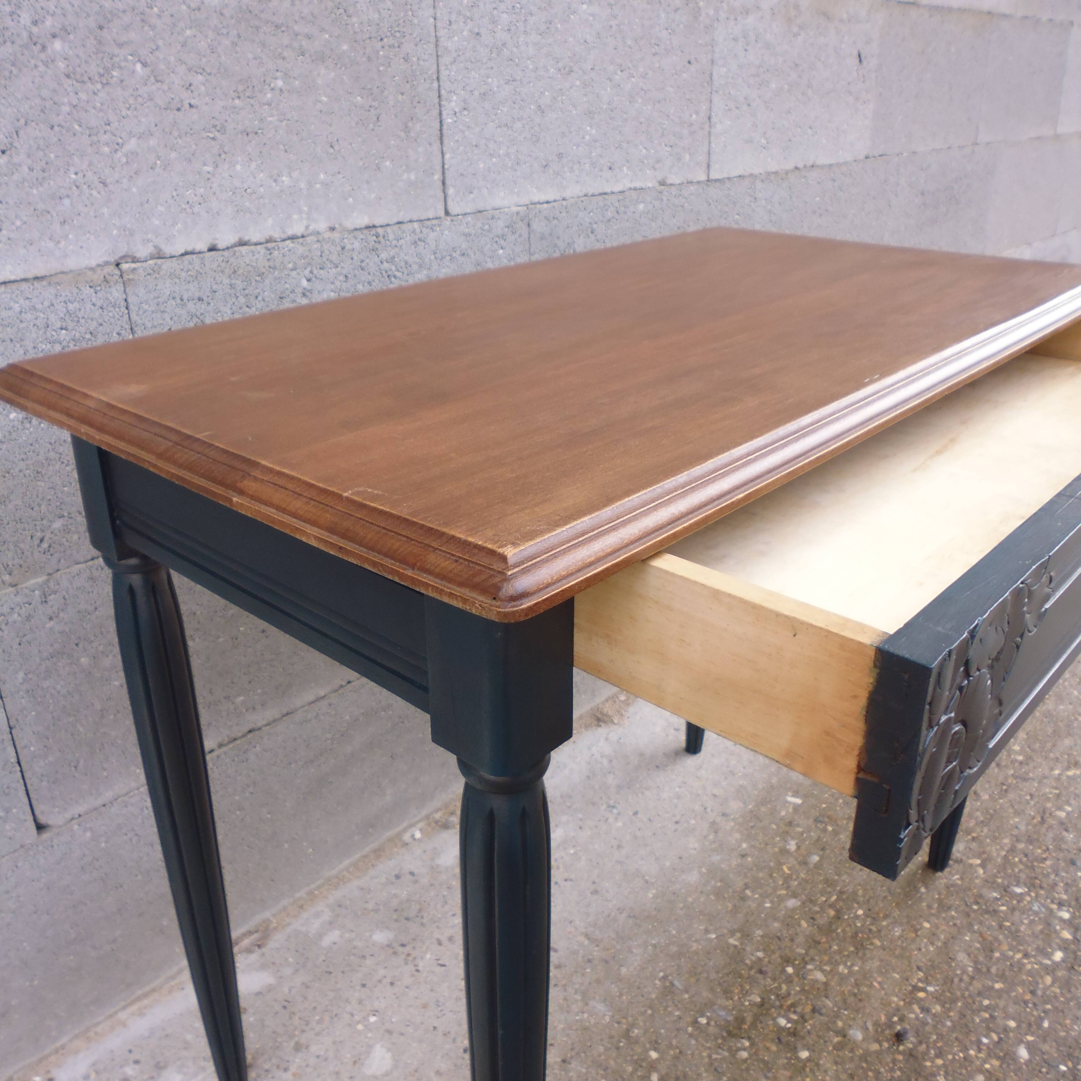 Small desk or side table with 30s Art Deco drawer