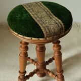 Napoleon III piano stool