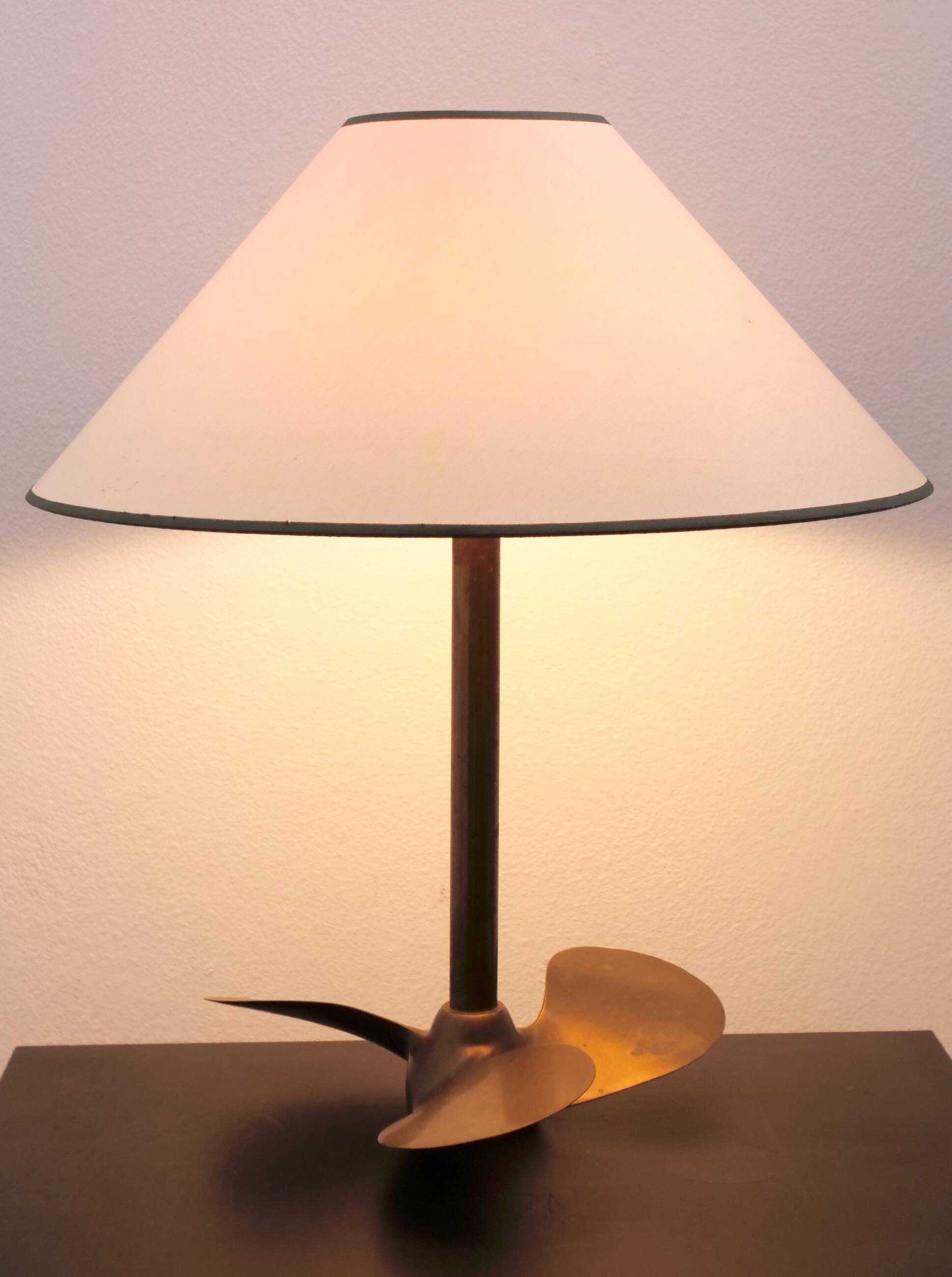 Solid brass helix lamp