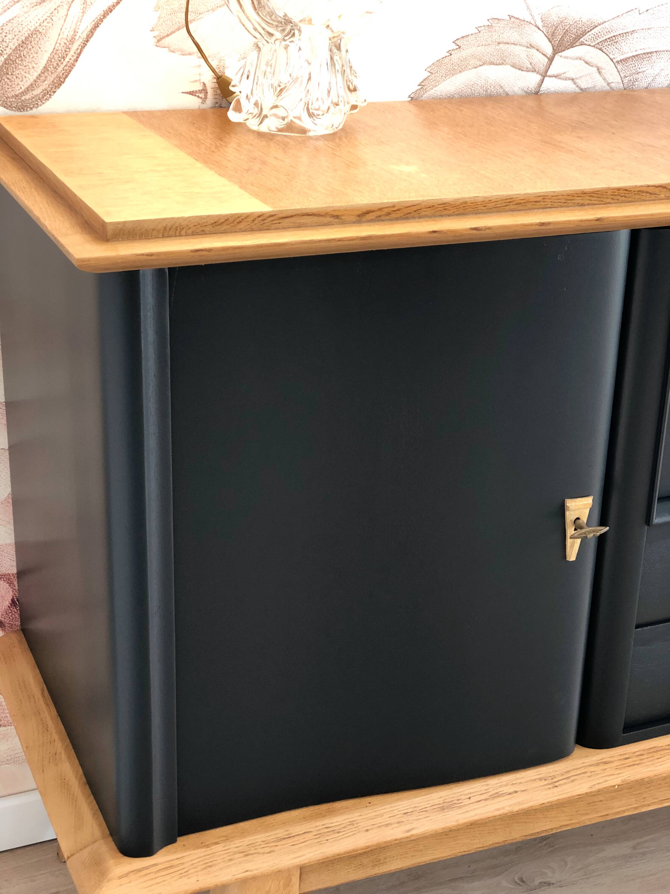 1960s sideboard with compass legs