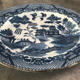 Ancienne assiette en faïence avec décor de paysage d’asie 19,5 cm