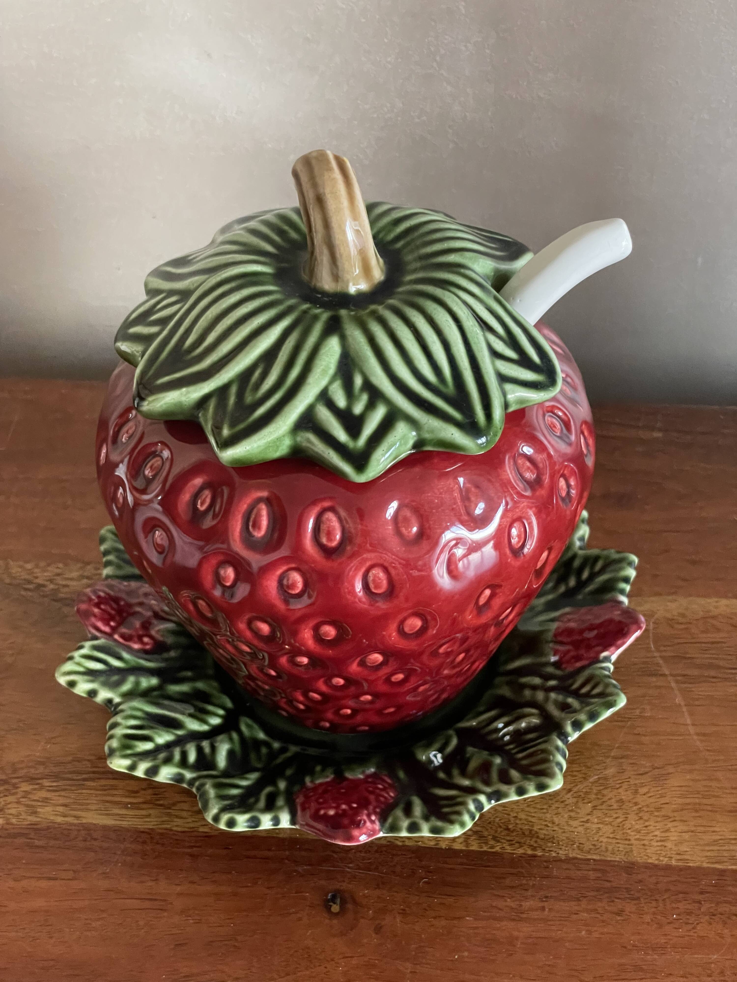 Olfaire strawberry jam pot