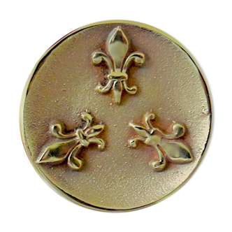 Pocket vacuum or paper press fleurdelisé in bronze with golden natural patina
