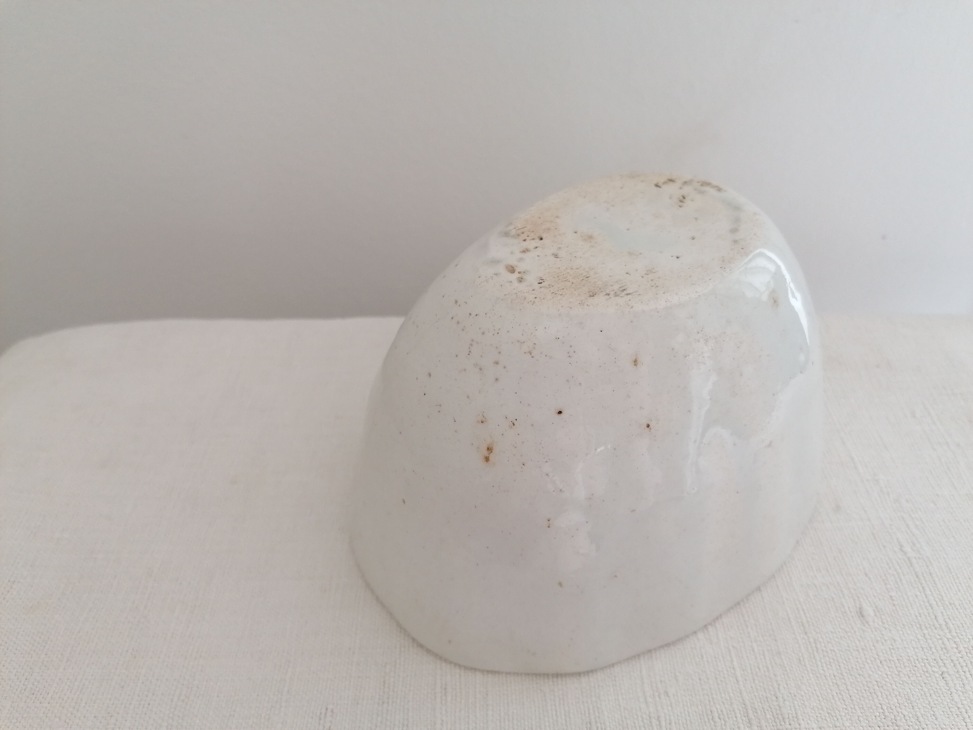 English earthenware pot