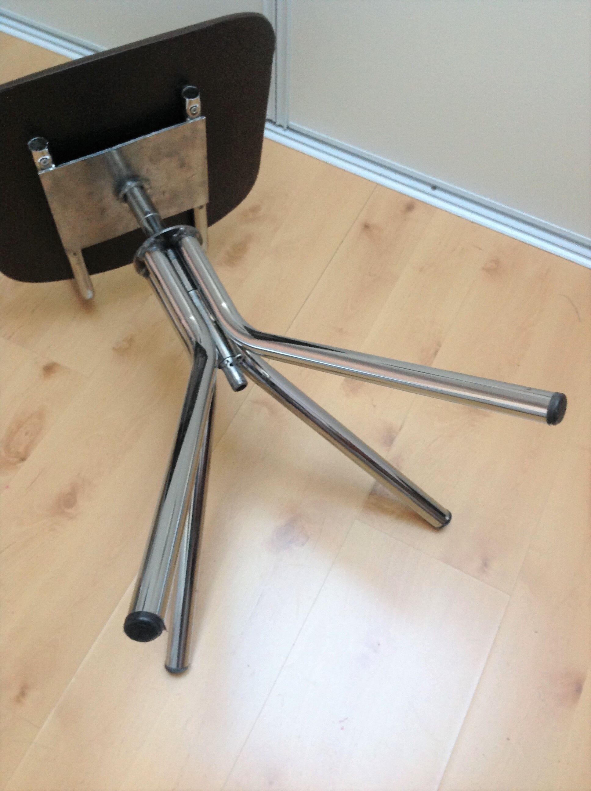 Swivel chair in chromed metal and skai brown years 60-70