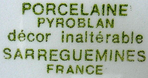 Suite of twelve (12) hotel-grade porcelain table plates