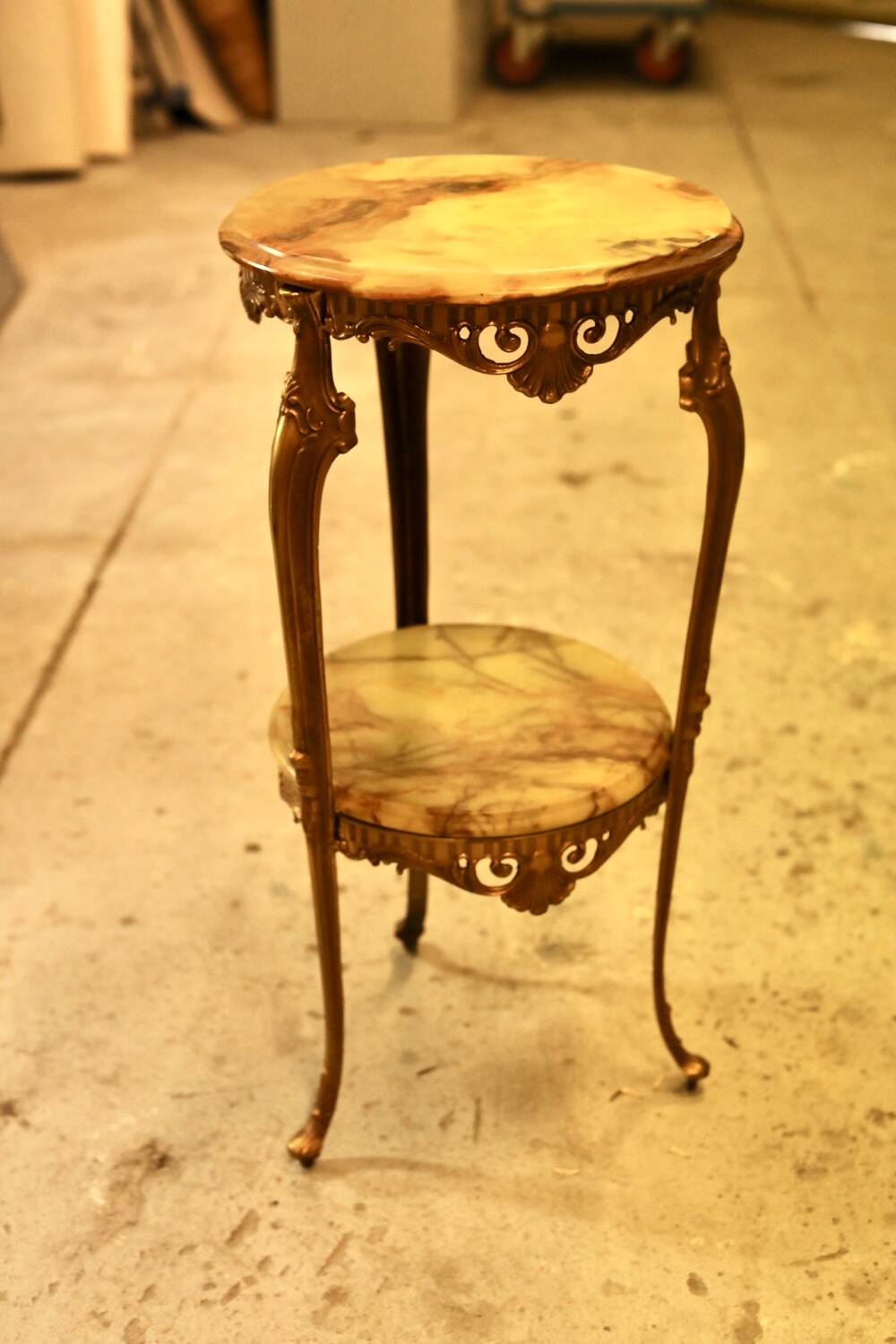 Antique gilded rococo gueridon with 2 onyx tops – Napoleon III