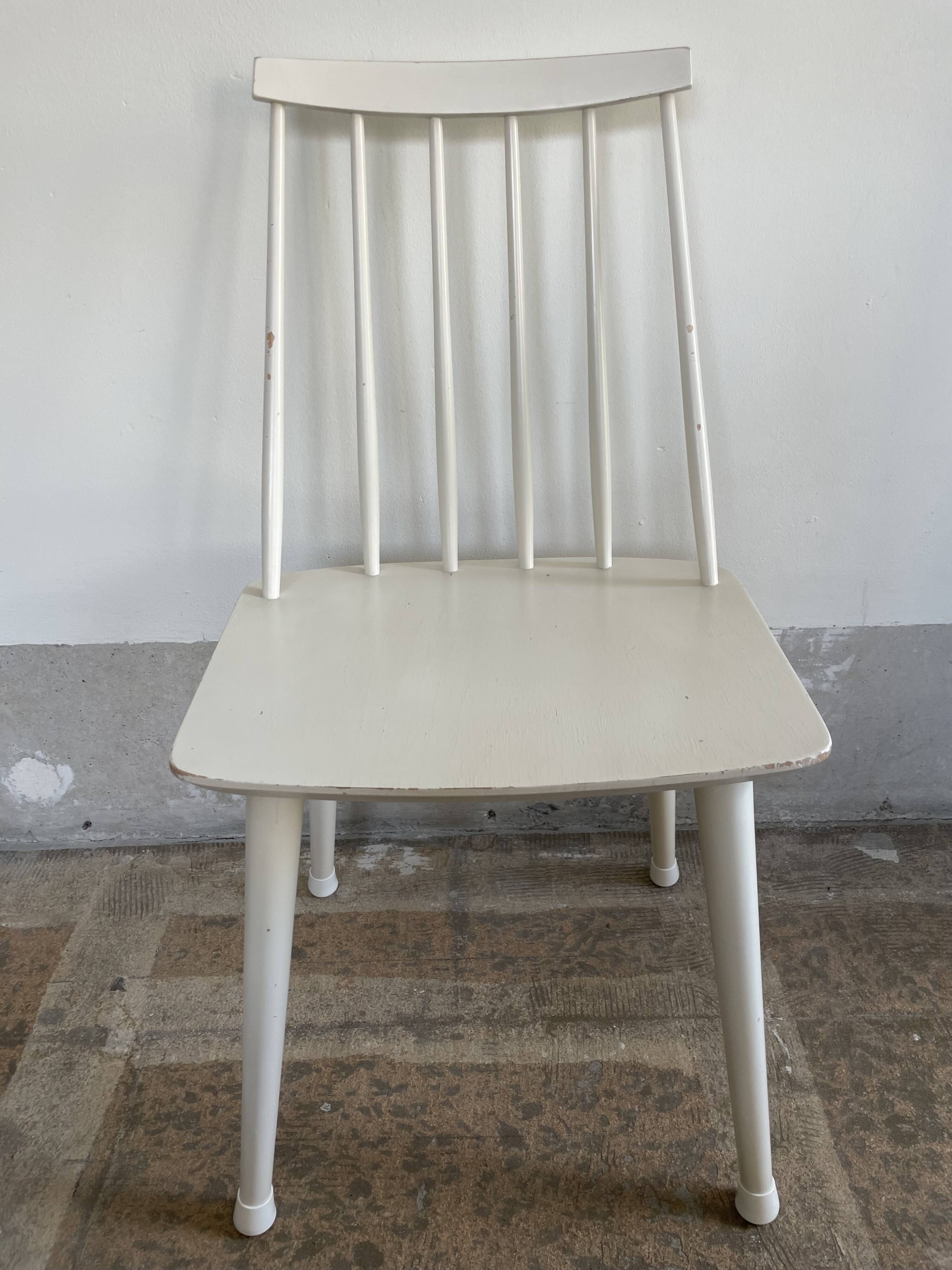 Two white, wooden Farstrup chairs, model 216