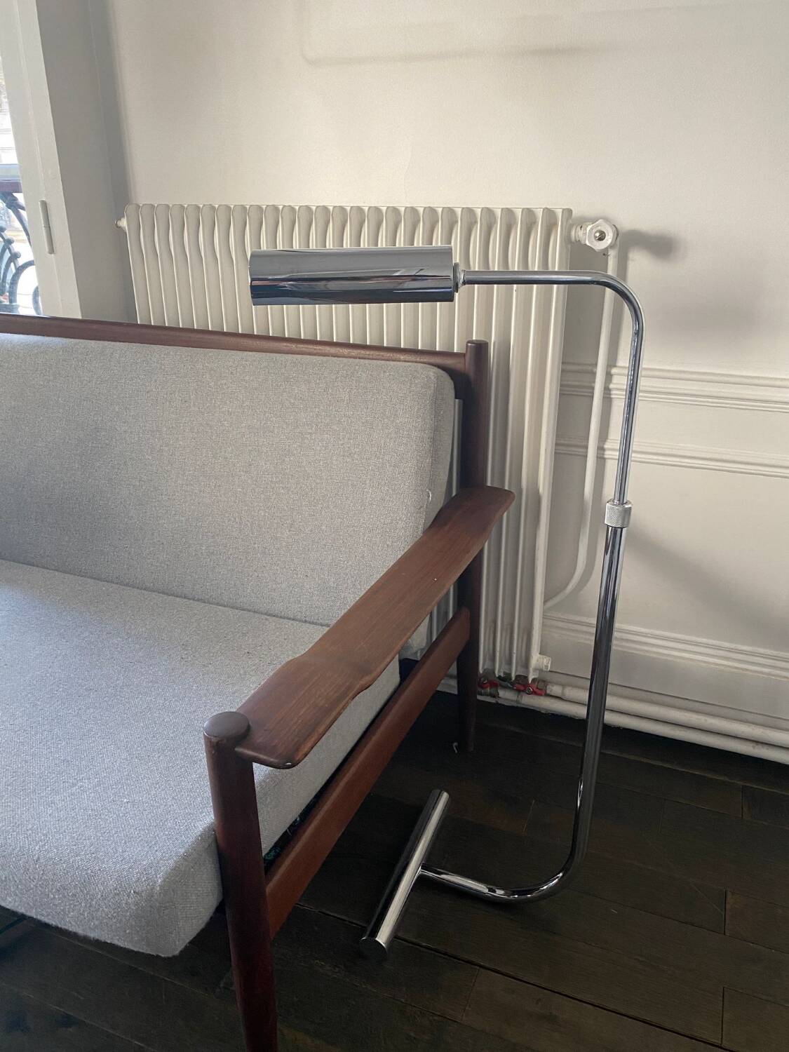 Minimalist chrome reading light / light fixture from 1970 by Christian Liaigre - Vintage height-adjustable floor lamp