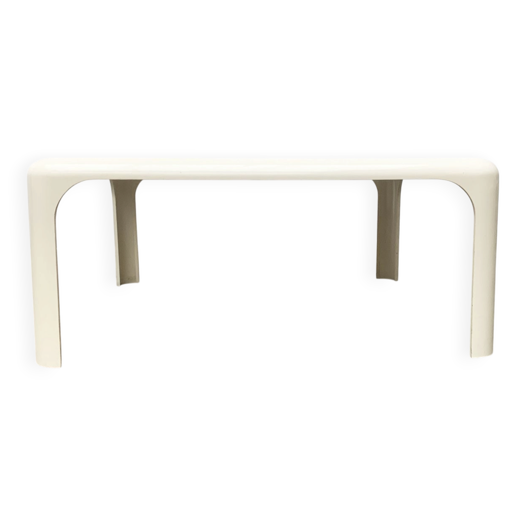 Demetrio lounge coffee table from the Italian space age of the mid-century by Vico Magistretti for Artemide.