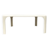 Demetrio lounge coffee table from the Italian space age of the mid-century by Vico Magistretti for Artemide.