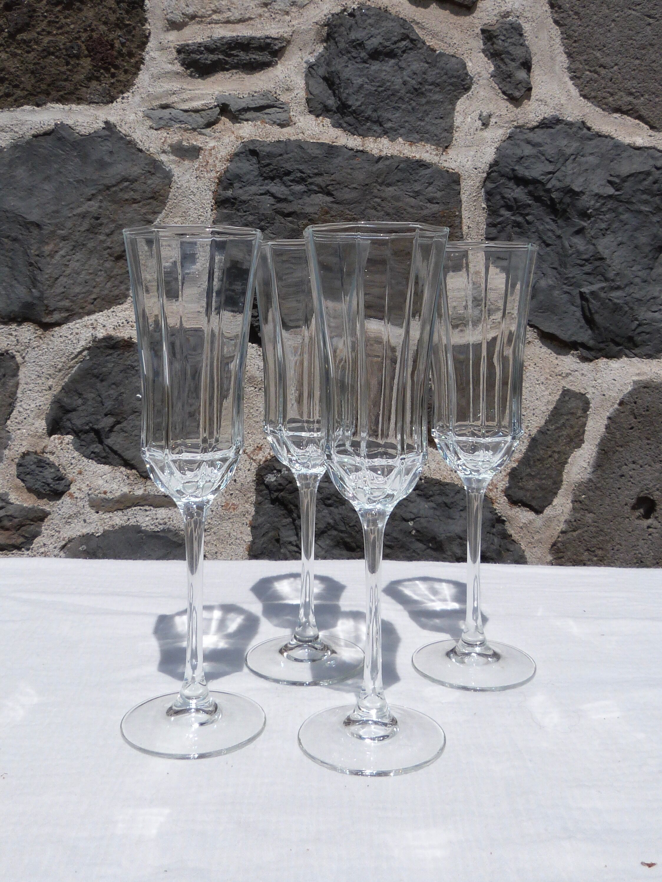 Set of 4 Octime glass flutes