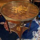 Bouillotte table pedestal table with marquetry decoration and bronze ornaments in the Louis style