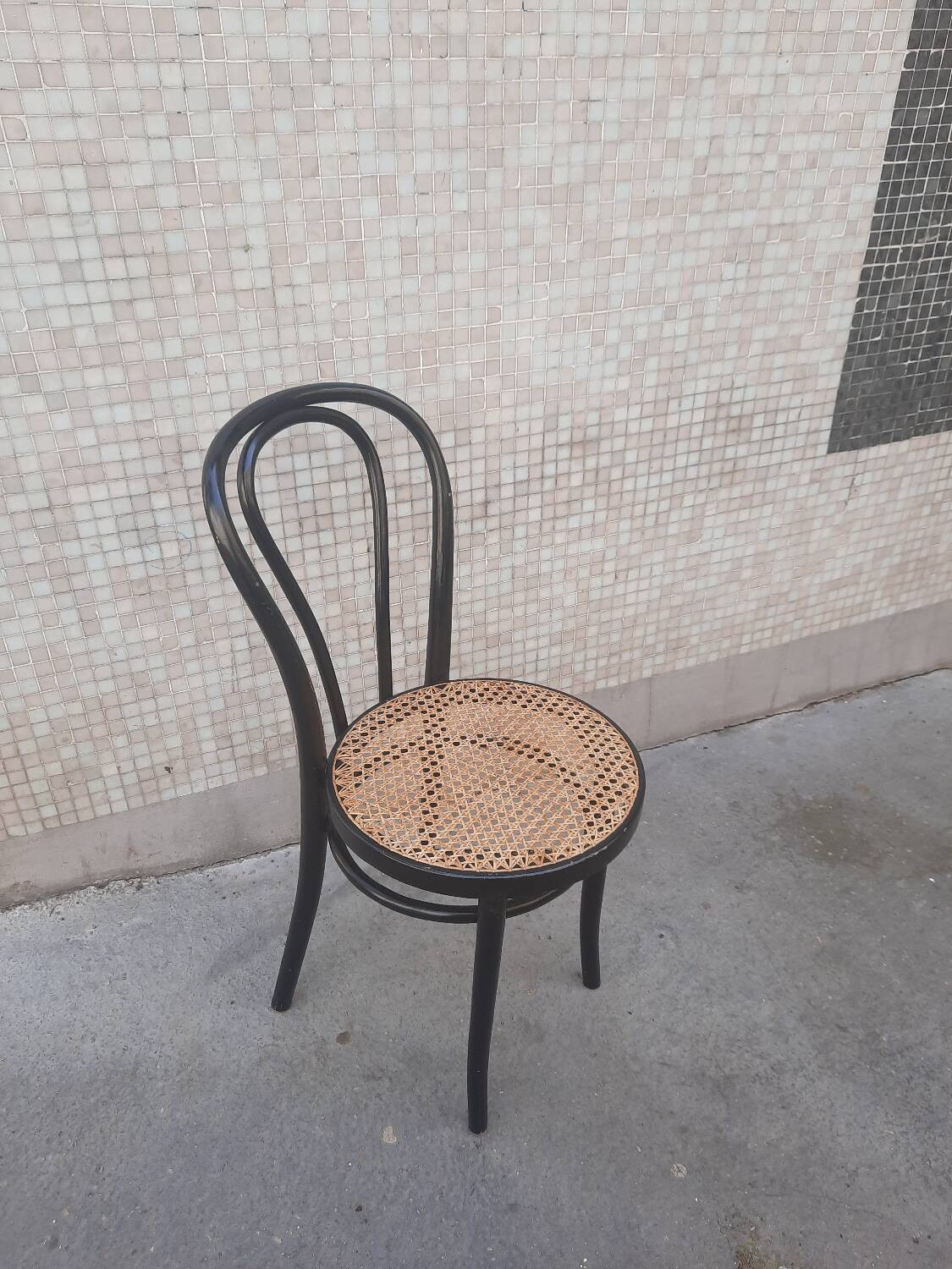 Bistro chair