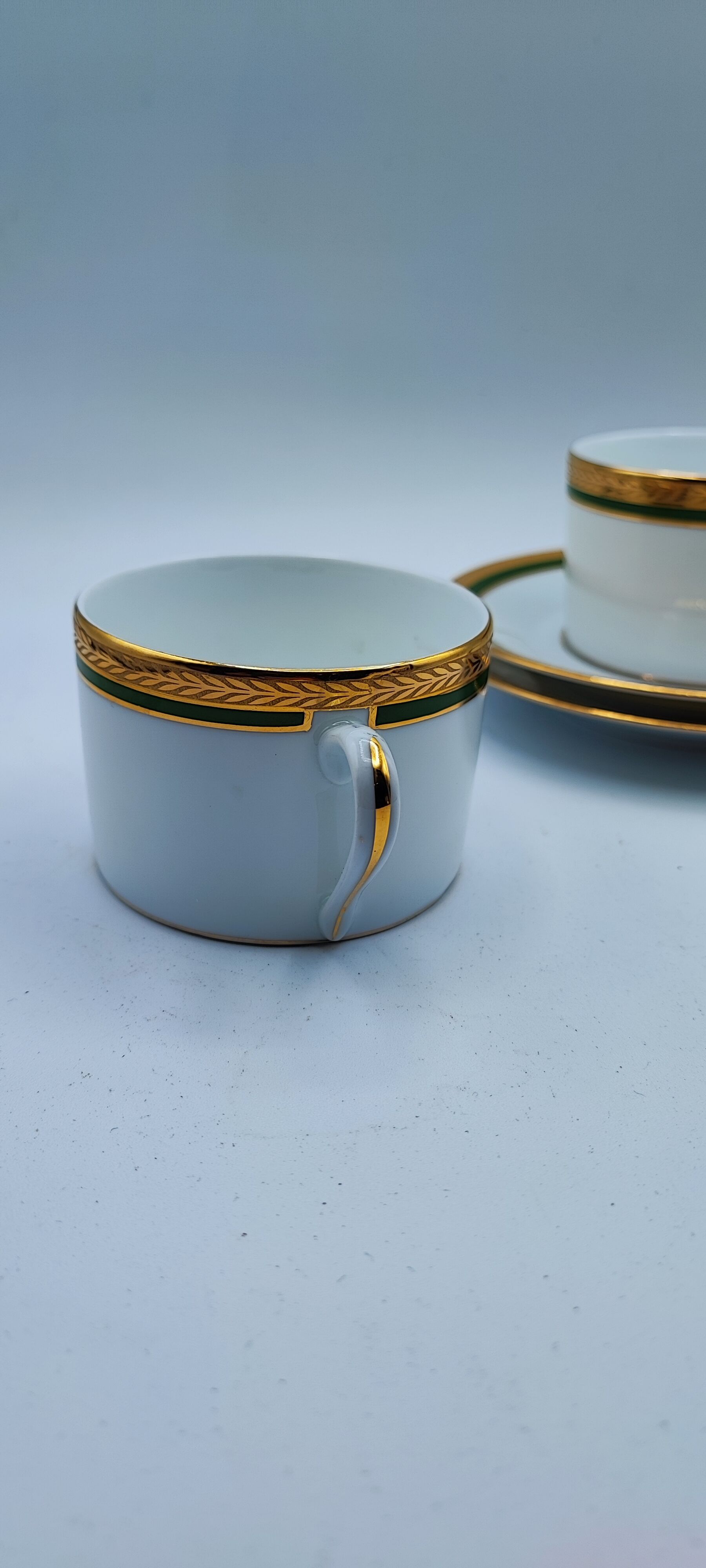 Duo cups Limoges bordered green gilded with fine gold