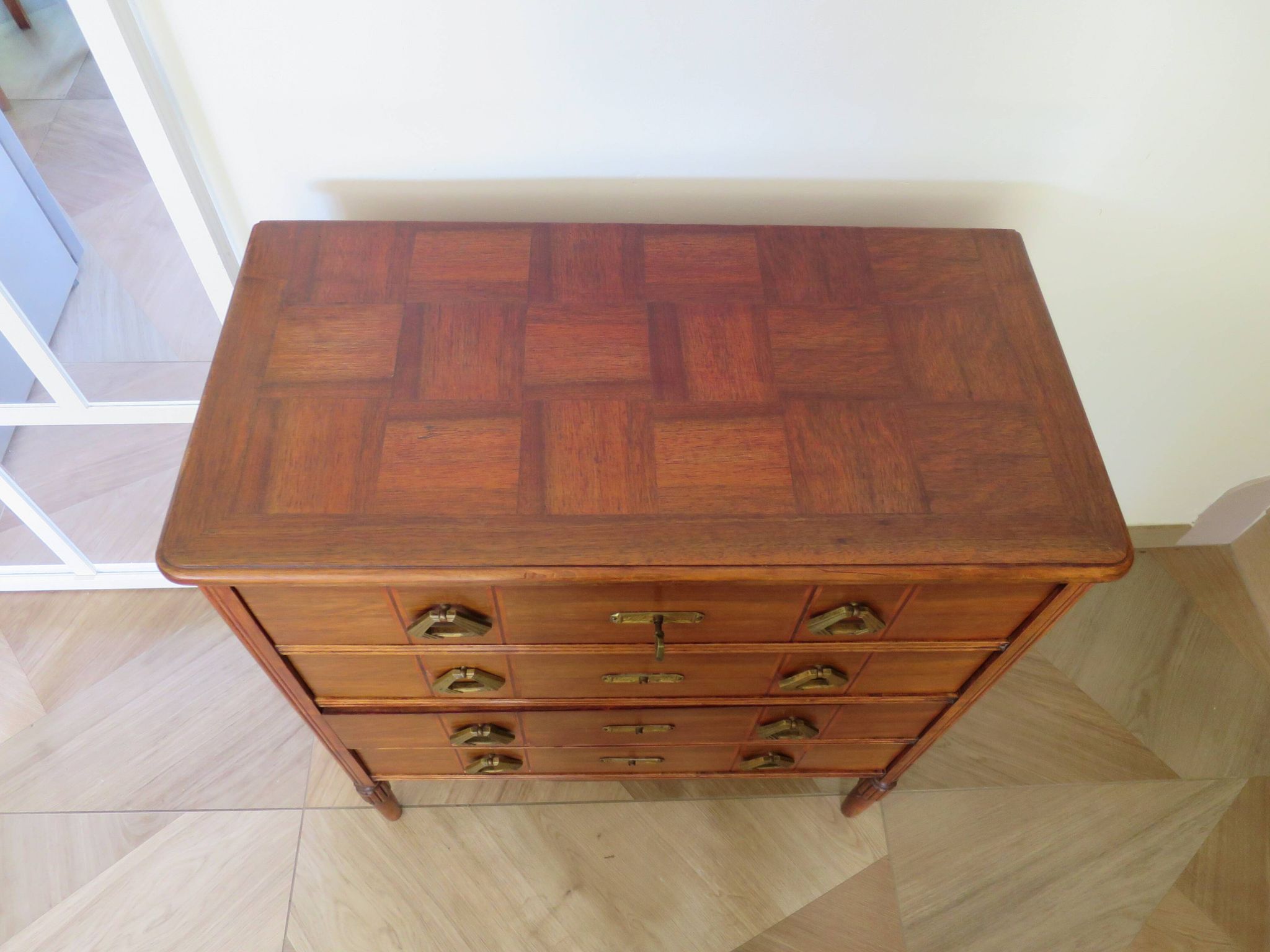 Art Deco chest of drawers - 4 drawers - locks - checkered wood veneer top - 50s