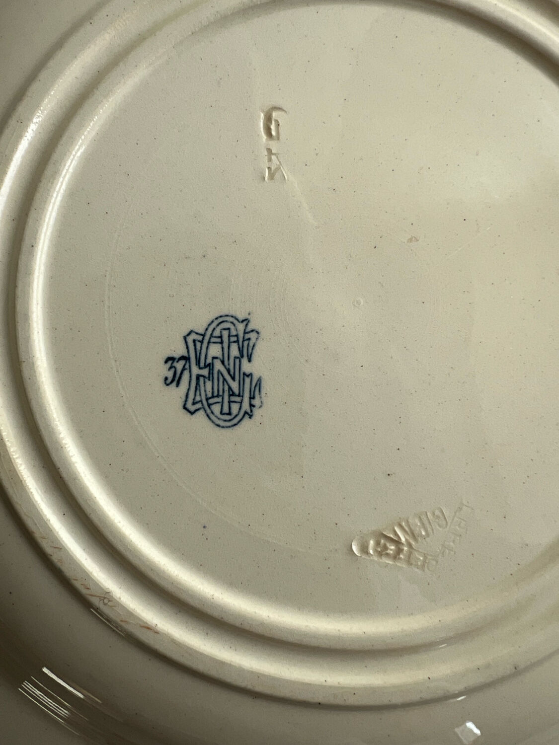 Set of 3 gien 1937 garland soup plates