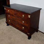 Commode en acajou, époque « Retour d’Égypte », début XIXème