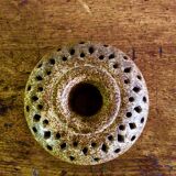 Vase pique fleurs ancien