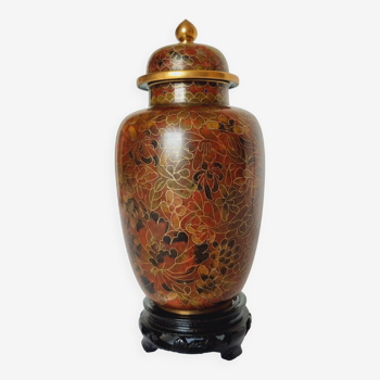 Tibor Cloisonné vase, Republic of China period (1912-1949) with ebony wood base.