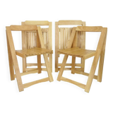 Set of 4 Vintage folding chairs in light wood