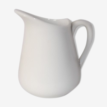 Milk pot