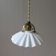 Suspension vintage en opaline plissee