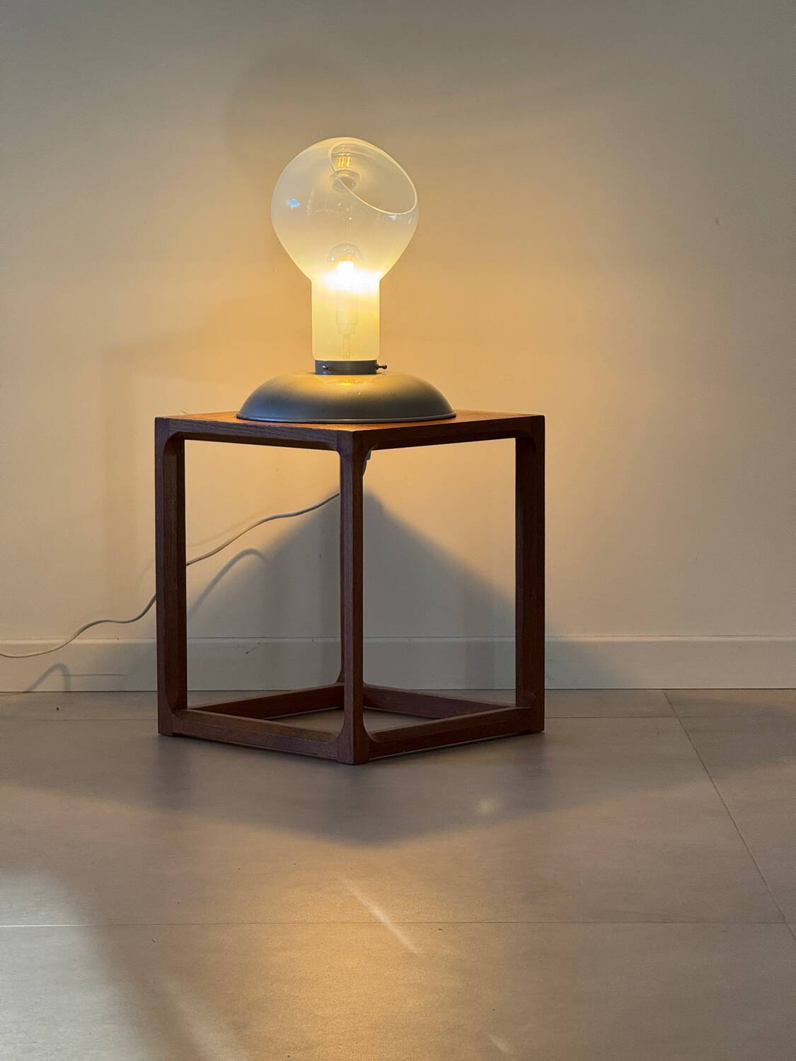 Vintage Italian lamp made of Murano glass.