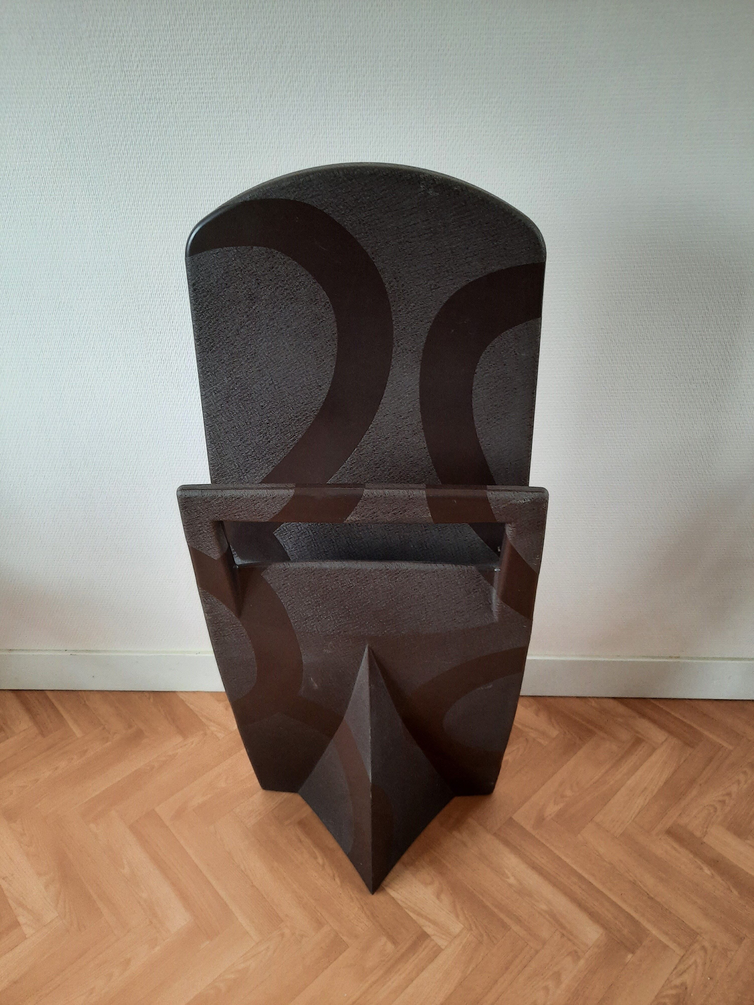 Room valet by Carlotta Terragni