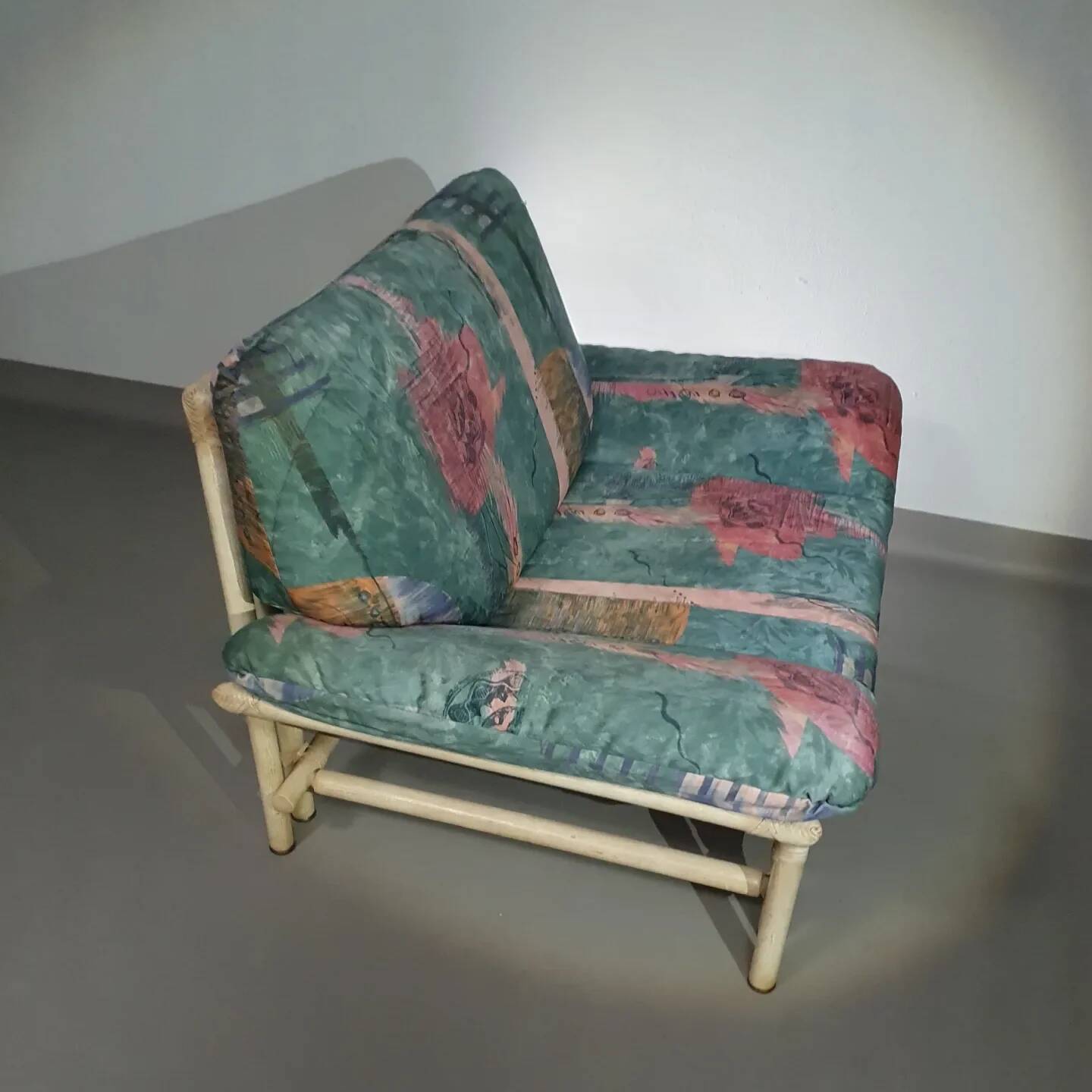Large bamboo / rattan love seat 80's