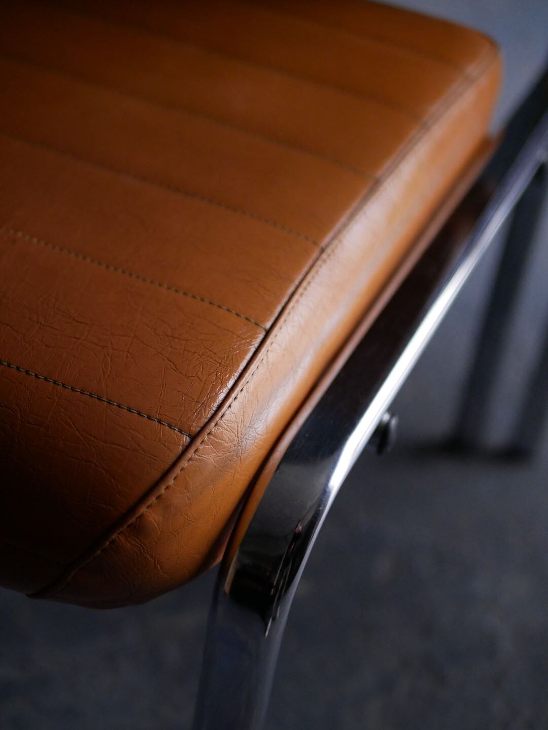 Pair of 70s design chairs