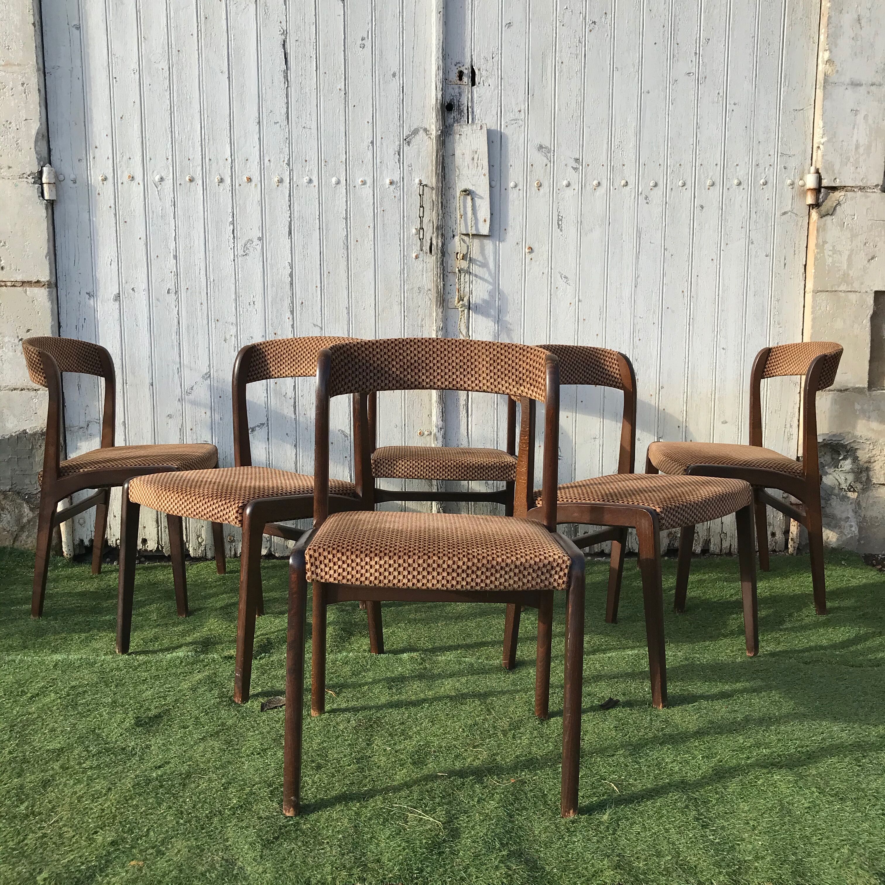 Set of 6 vintage chairs