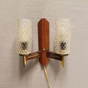 Applique danoise double en teck, laiton et verre cristal.