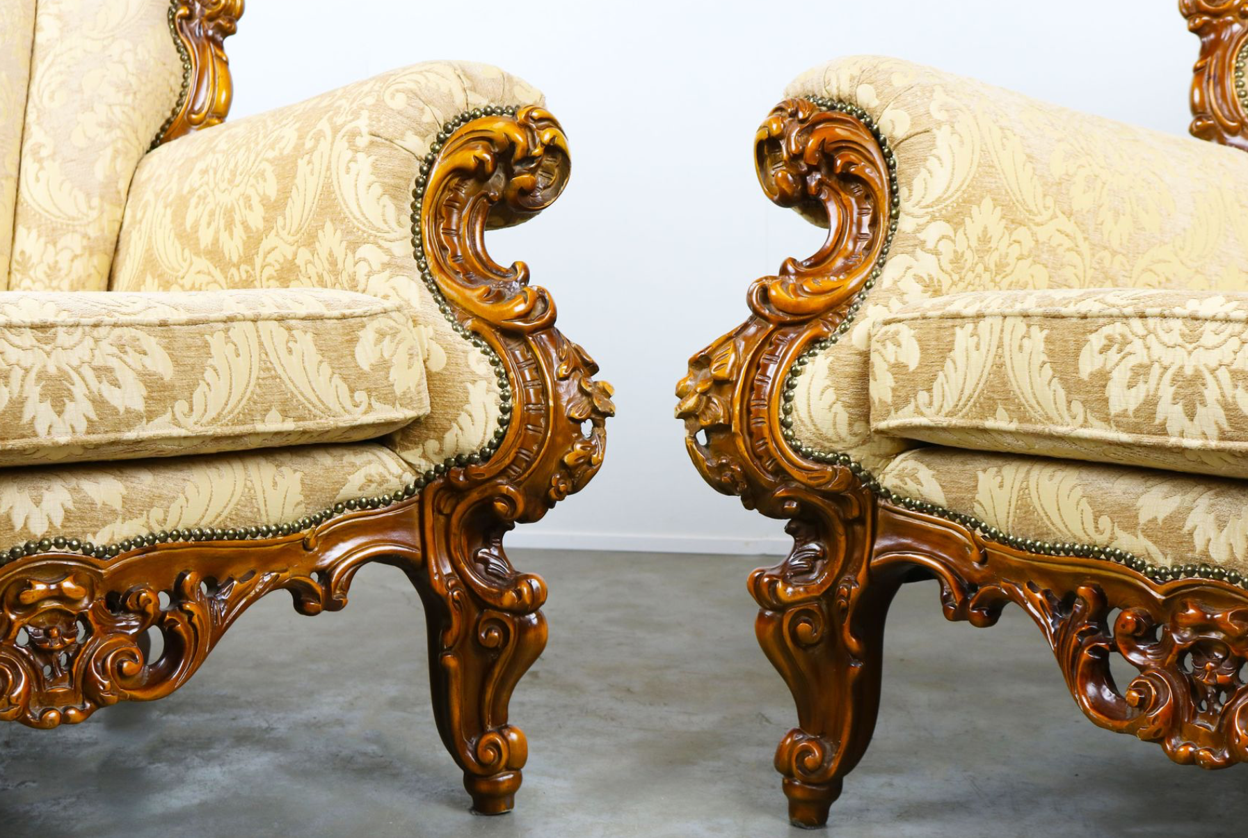 Italy's sculpted mid-century armchairs