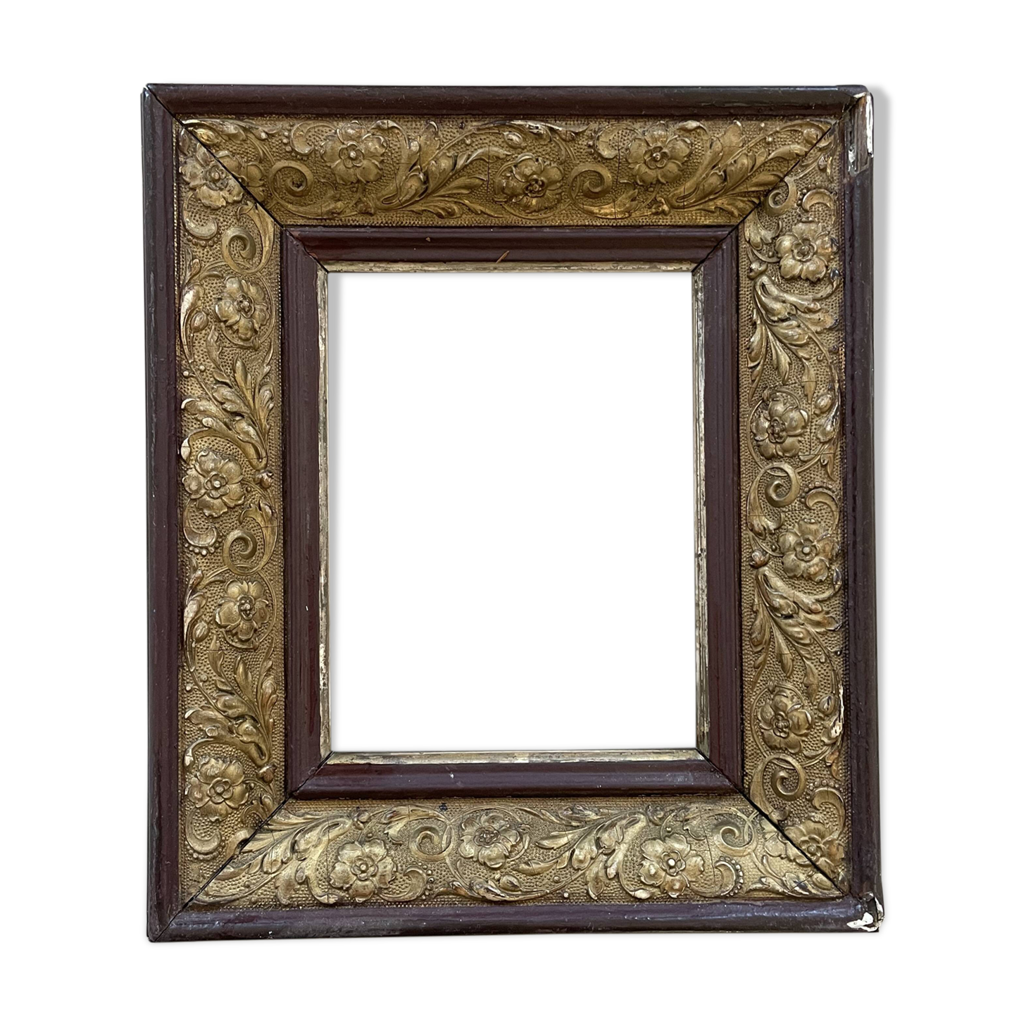 Old golden frame 32x28cm