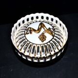 Bonbonnière en faïence ajourée de Malicorne à Bourg-Joly signée Emile Tessier