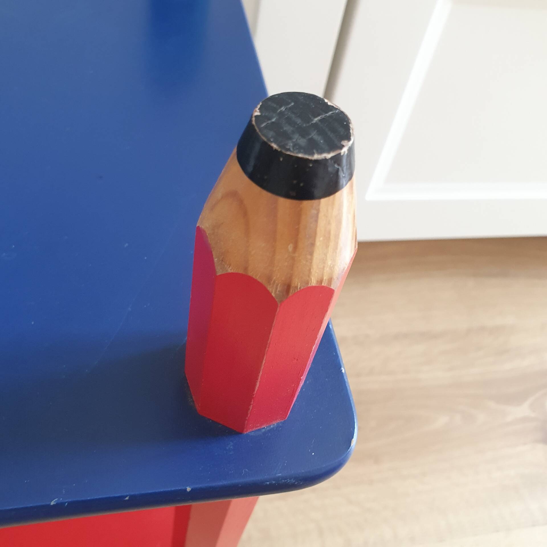 Occasional bedside table / pencil foot eraser attributed to Pierre Sala