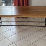 Dining table with extensions