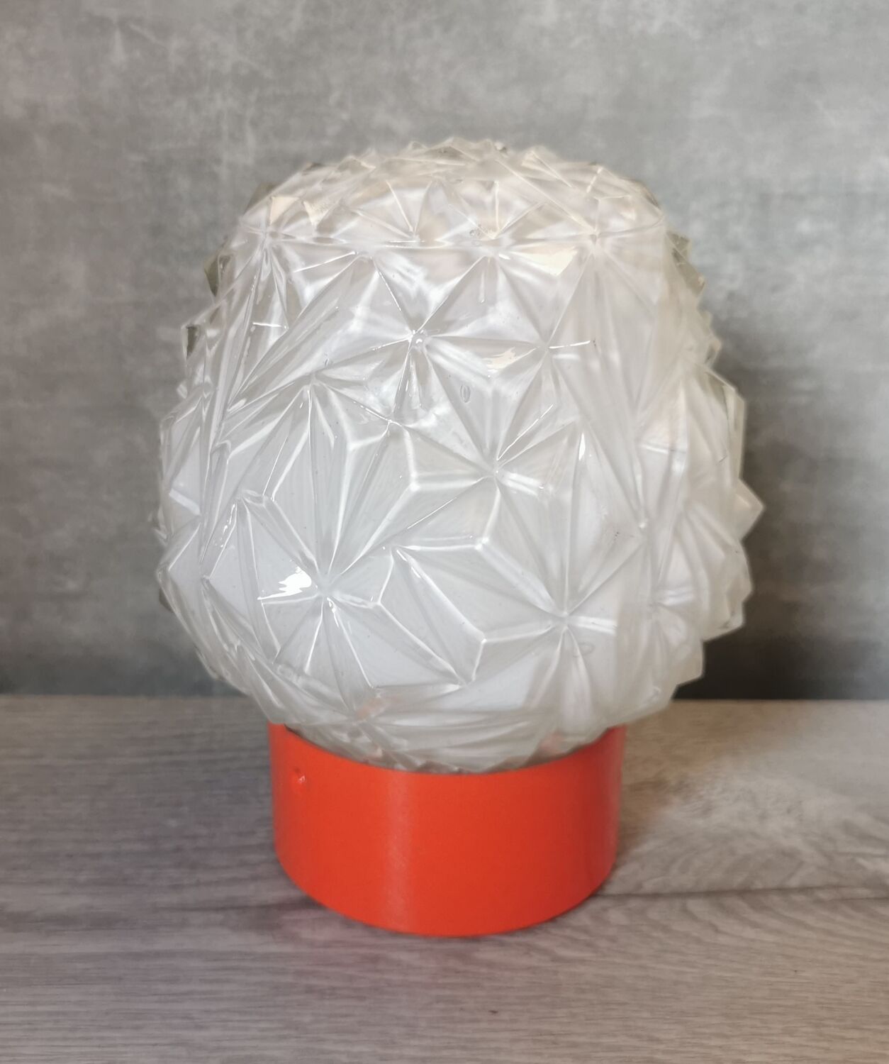 Vintage lamp brand delmas