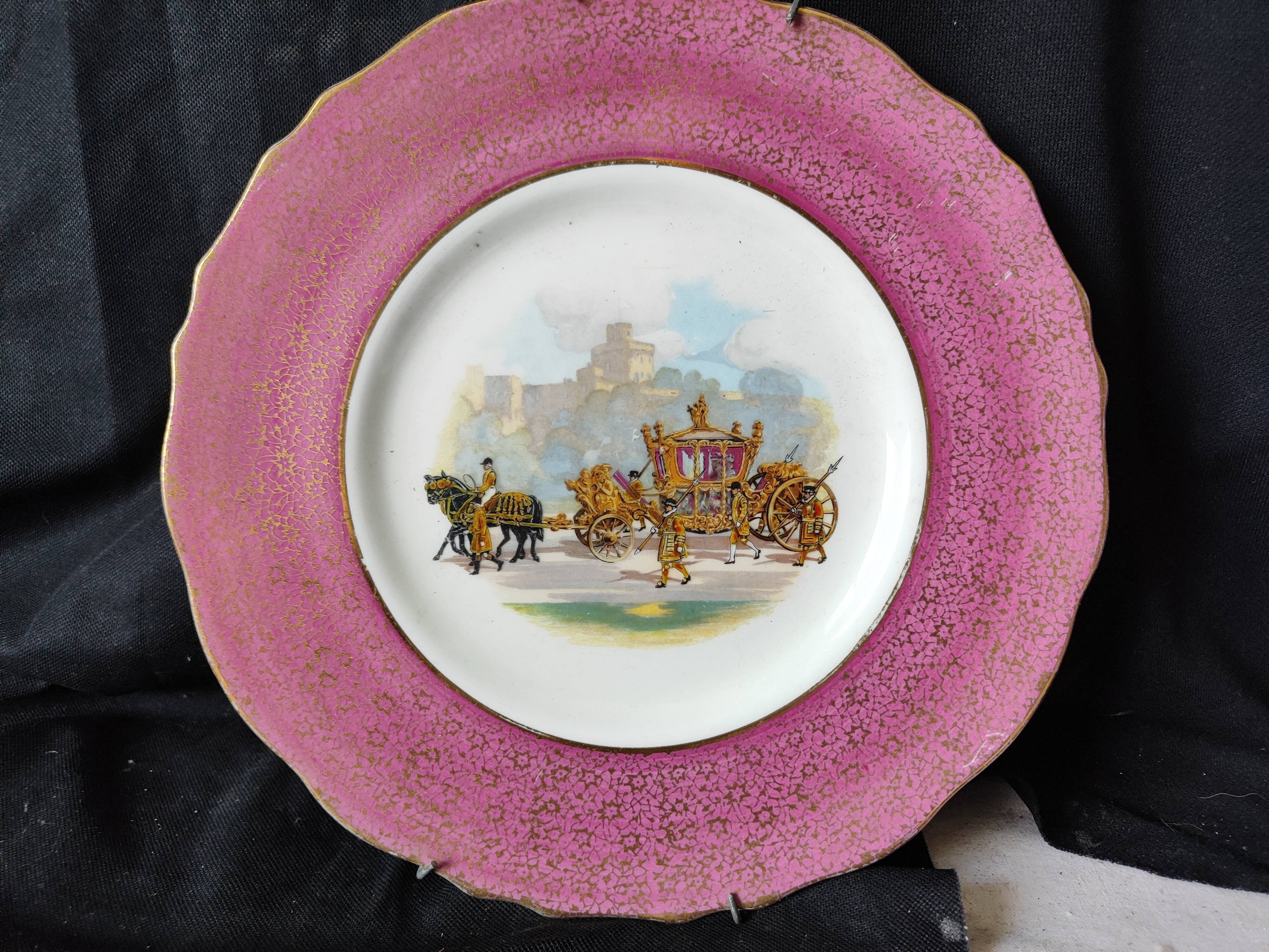 Flat plate good china regency caleche /chateau royal couple