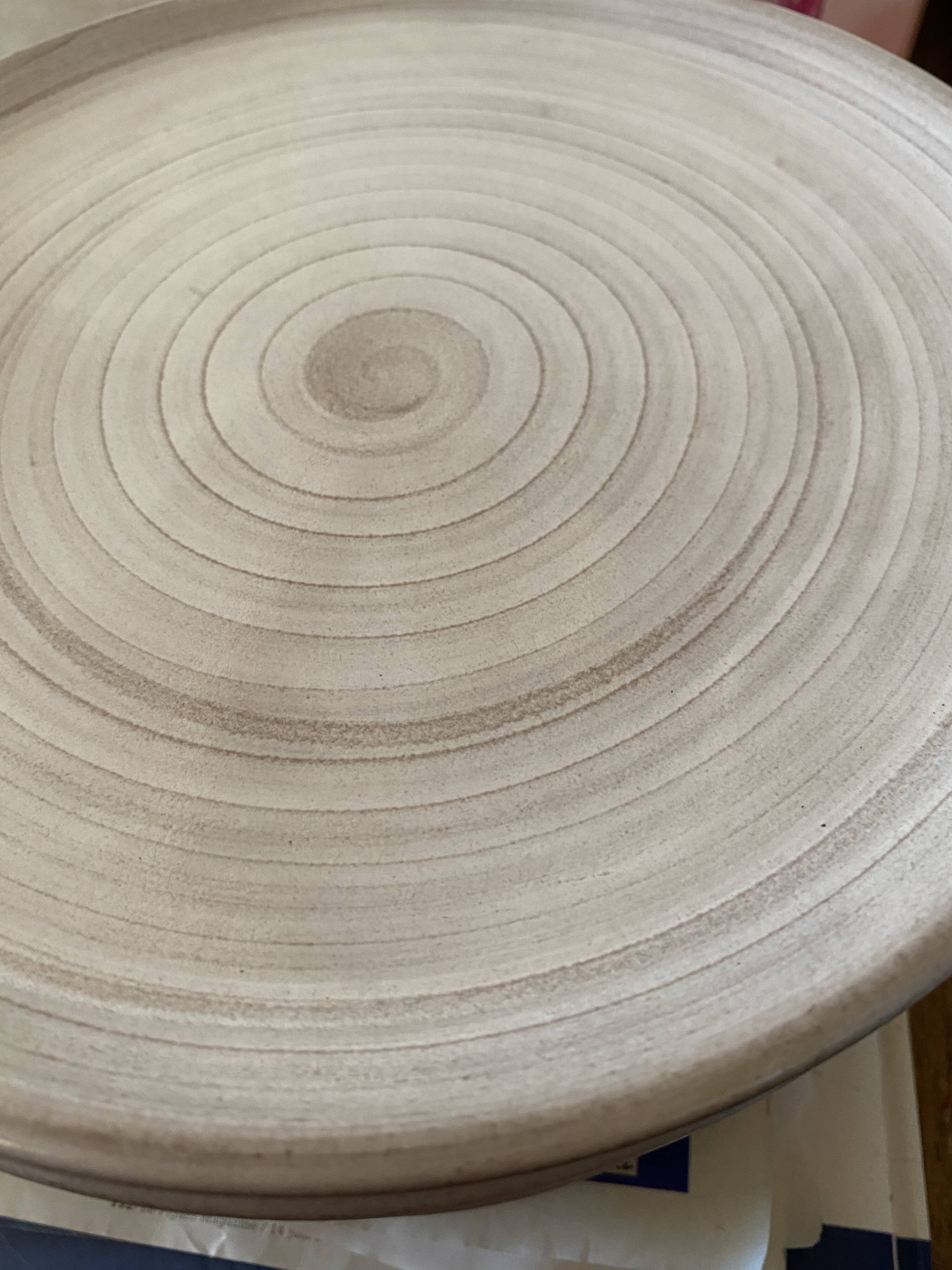 10 enamelled terracotta plates, 22 cm