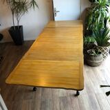 Black and wood table