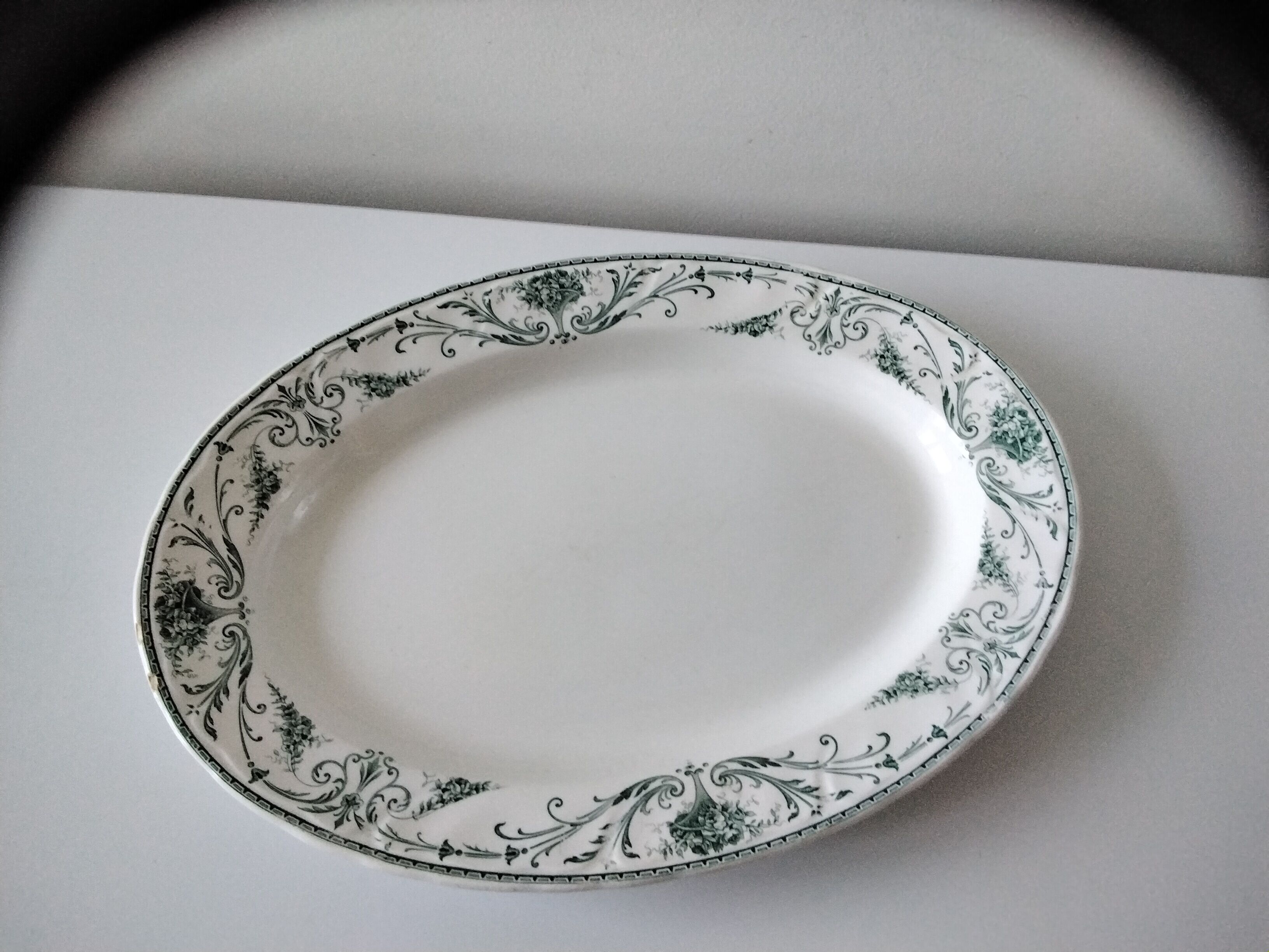 Oval dish