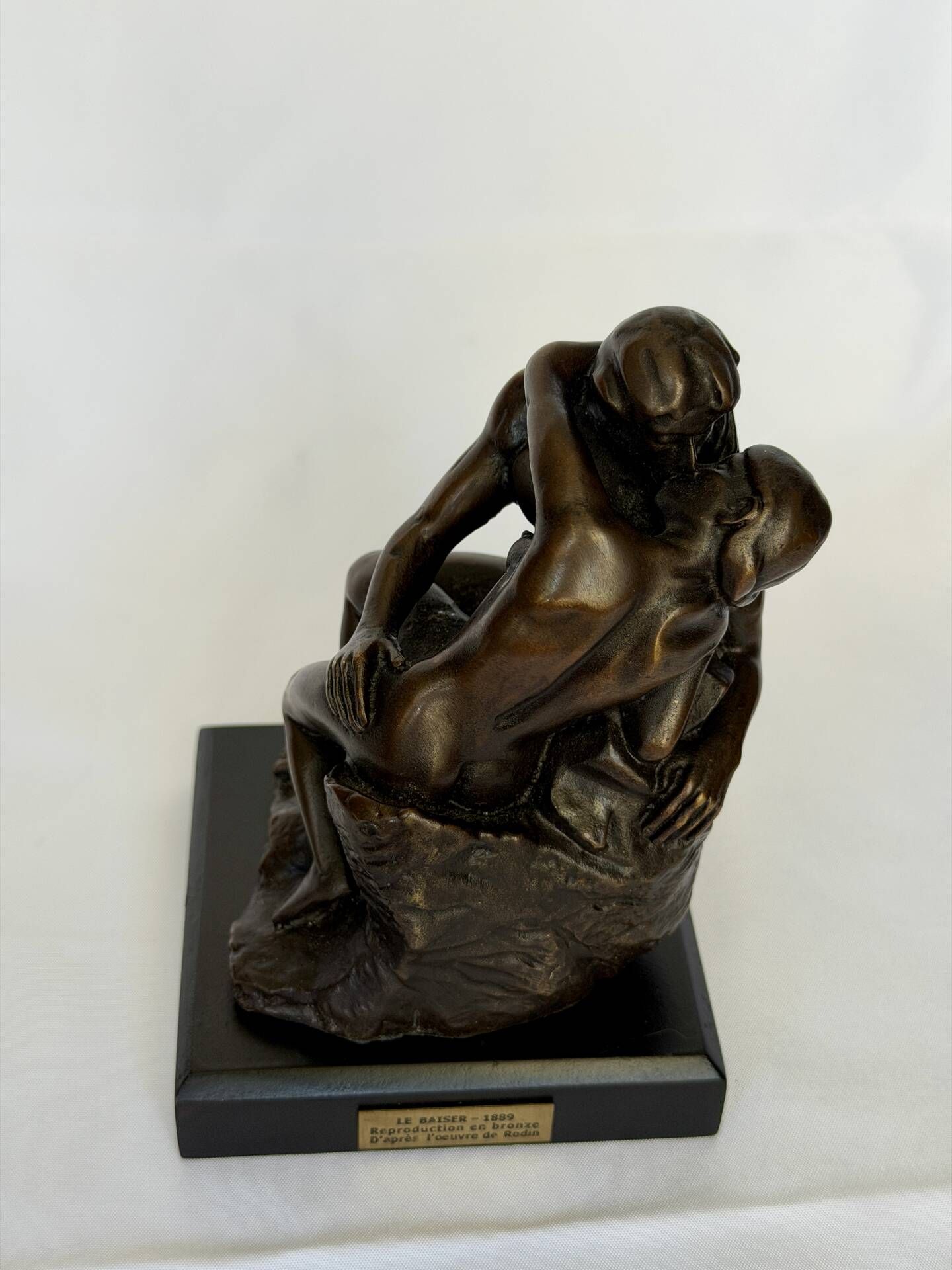 The Kiss Bronze Sculpture, Rodin Statue Reproduction, French Sculpture