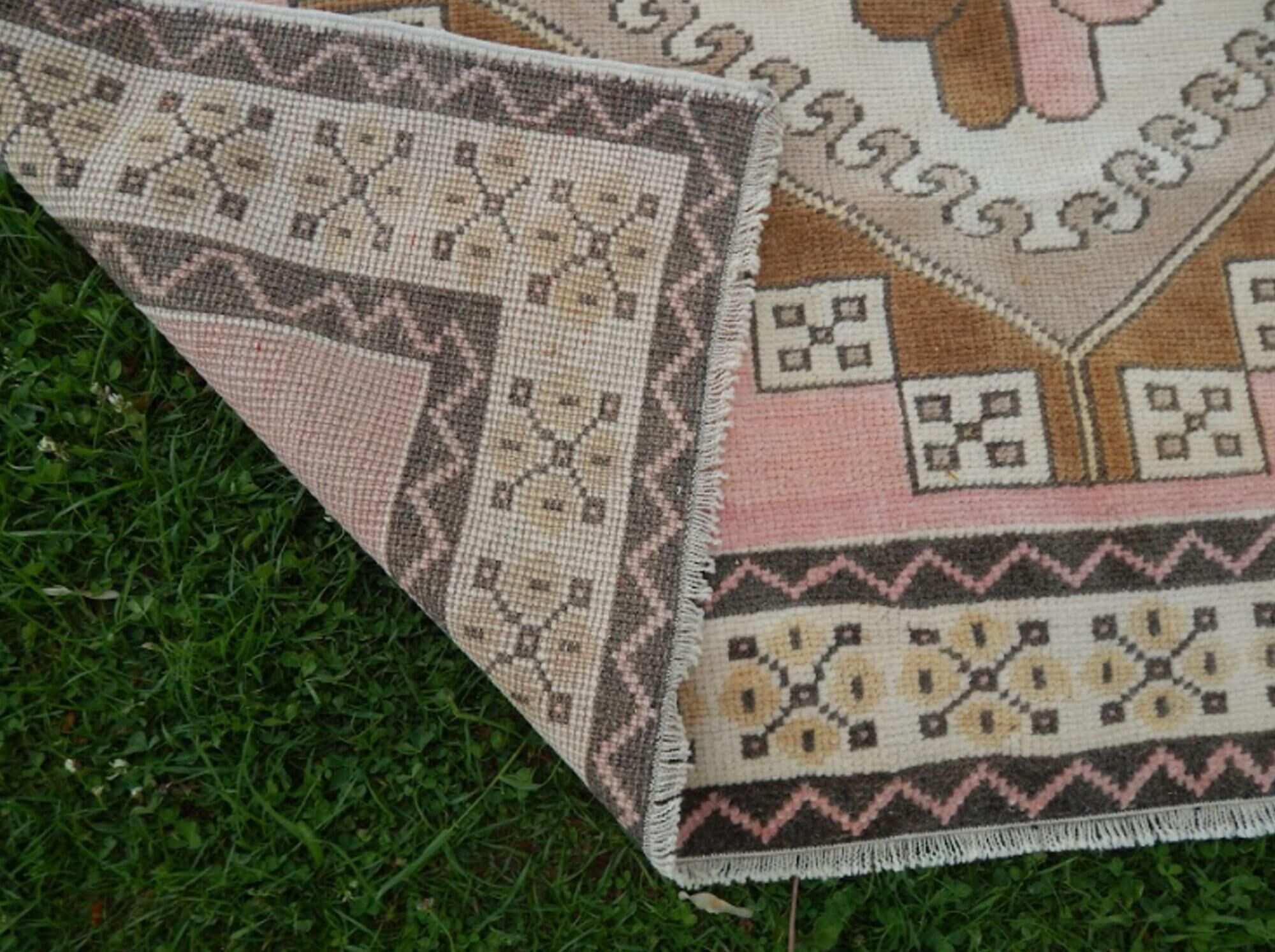 Anatolian oushak kars handwoven ushak area rug (154 x 251 cm)