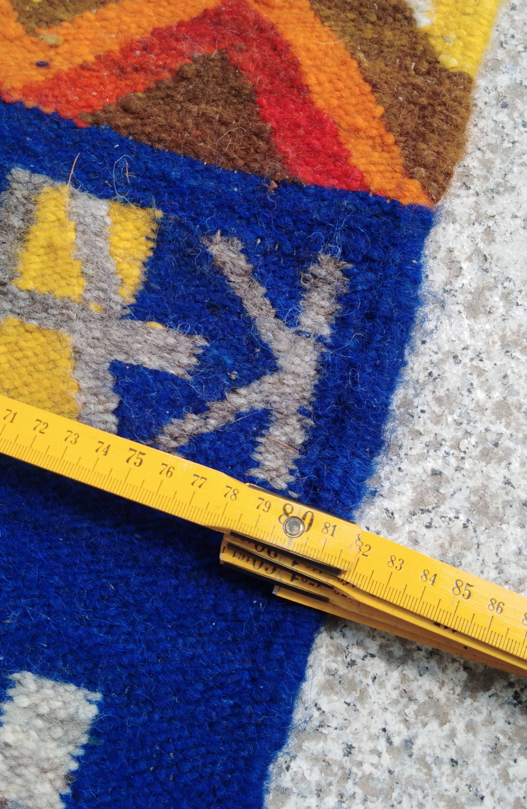 Decorative midcentury rug